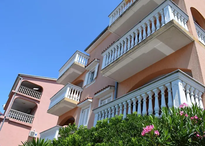 Lavanda Apartman *
