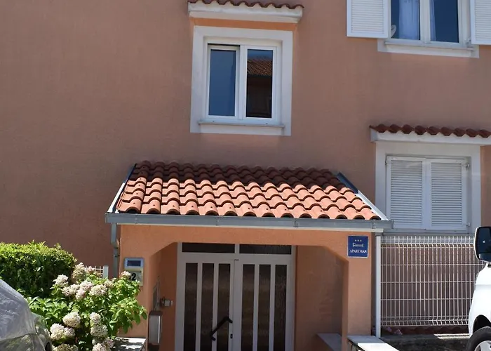 Apartman Lavanda *